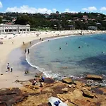 Apartment On Balmoral Beach Hill